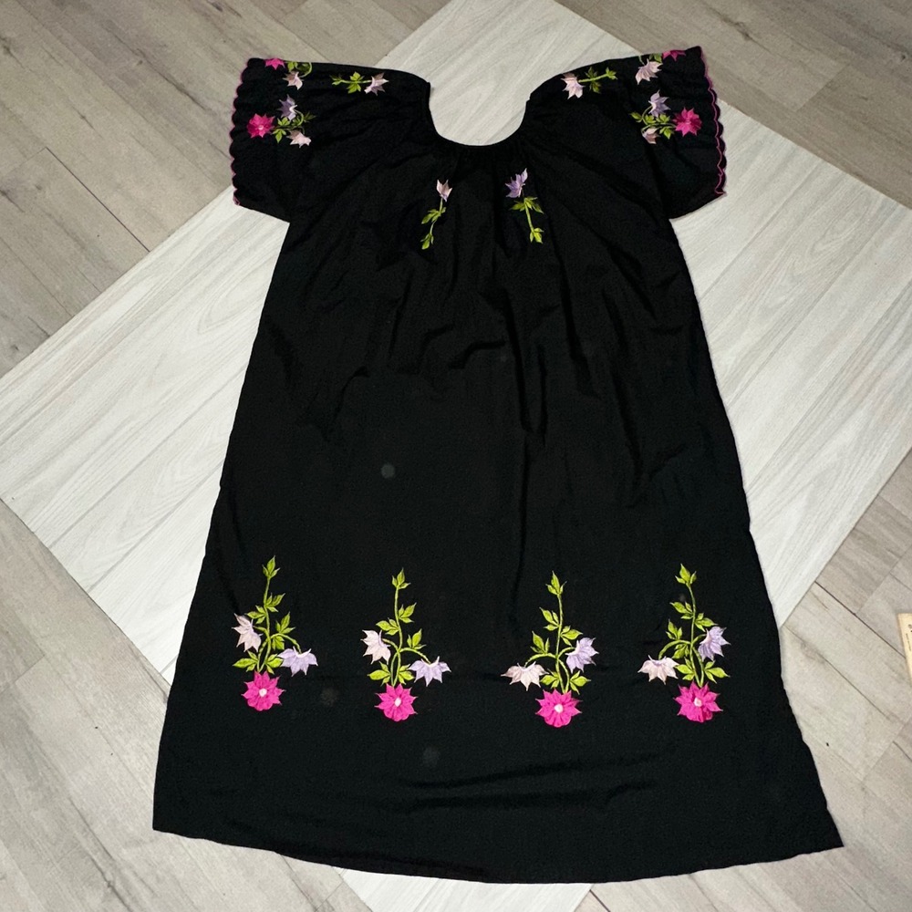 Vintage Queen Cato Embroidered Floral Dress Scalloped Hem Short Sleeve Size 2X - Picture 7 of 7